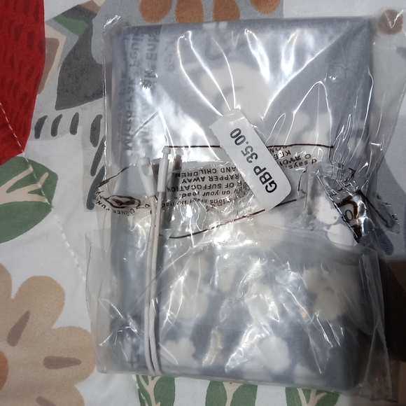 Ted Baker leather nocturnal card holder - Picture 6 of 7